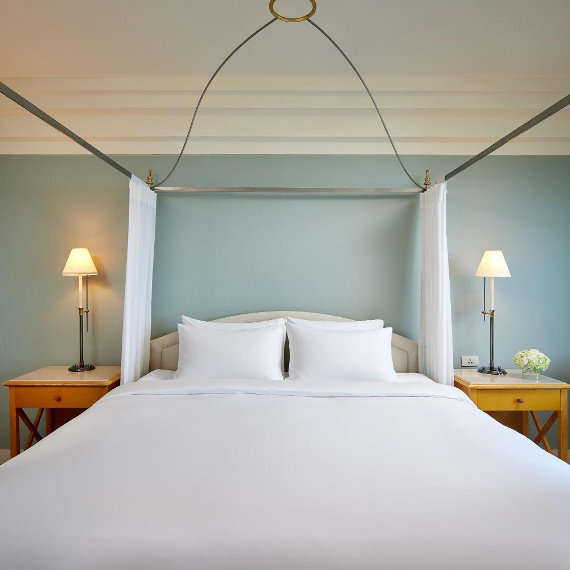 Mountain, Suite, Corner