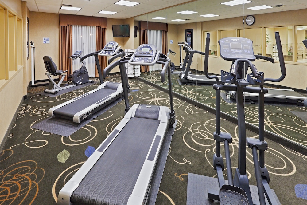 Holiday Inn Express Hotel And Suites Poteau 22/36