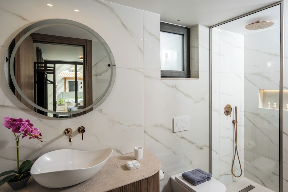 Vaya Suites by Omilos Hotels 46/49