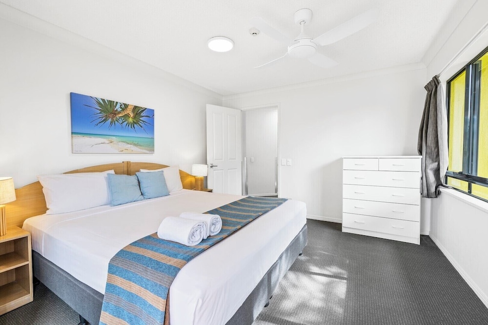 1 Bedroom, Apartment, King Bed, Large, Accessible