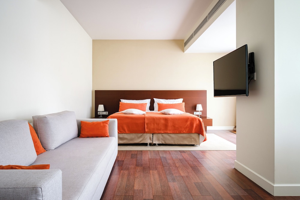 SUPERIOR, TWIN BEDS