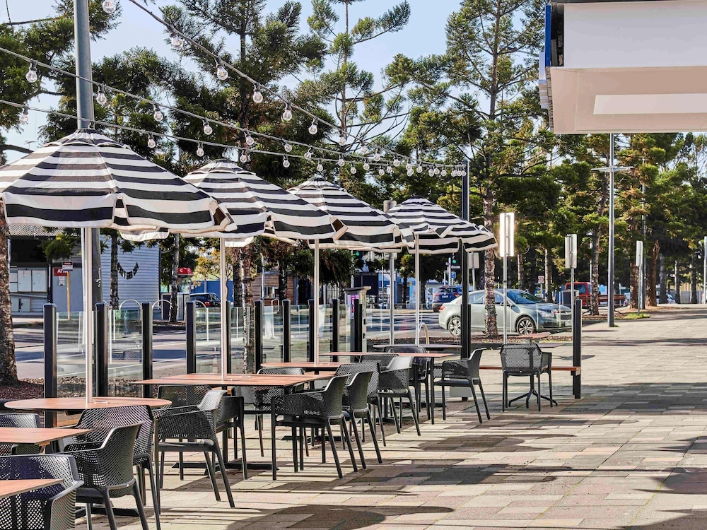 Novotel Geelong 69/74
