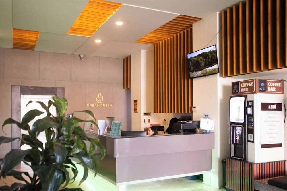 Urban Green Hotel & Suites 8/52