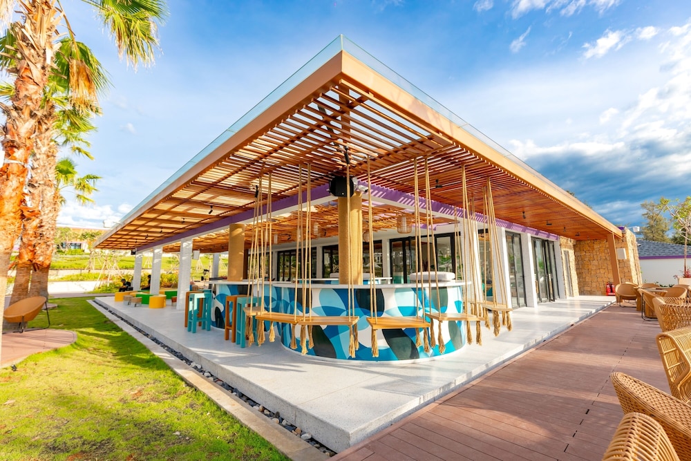 TTC Resort Van Phong Bay 5/50