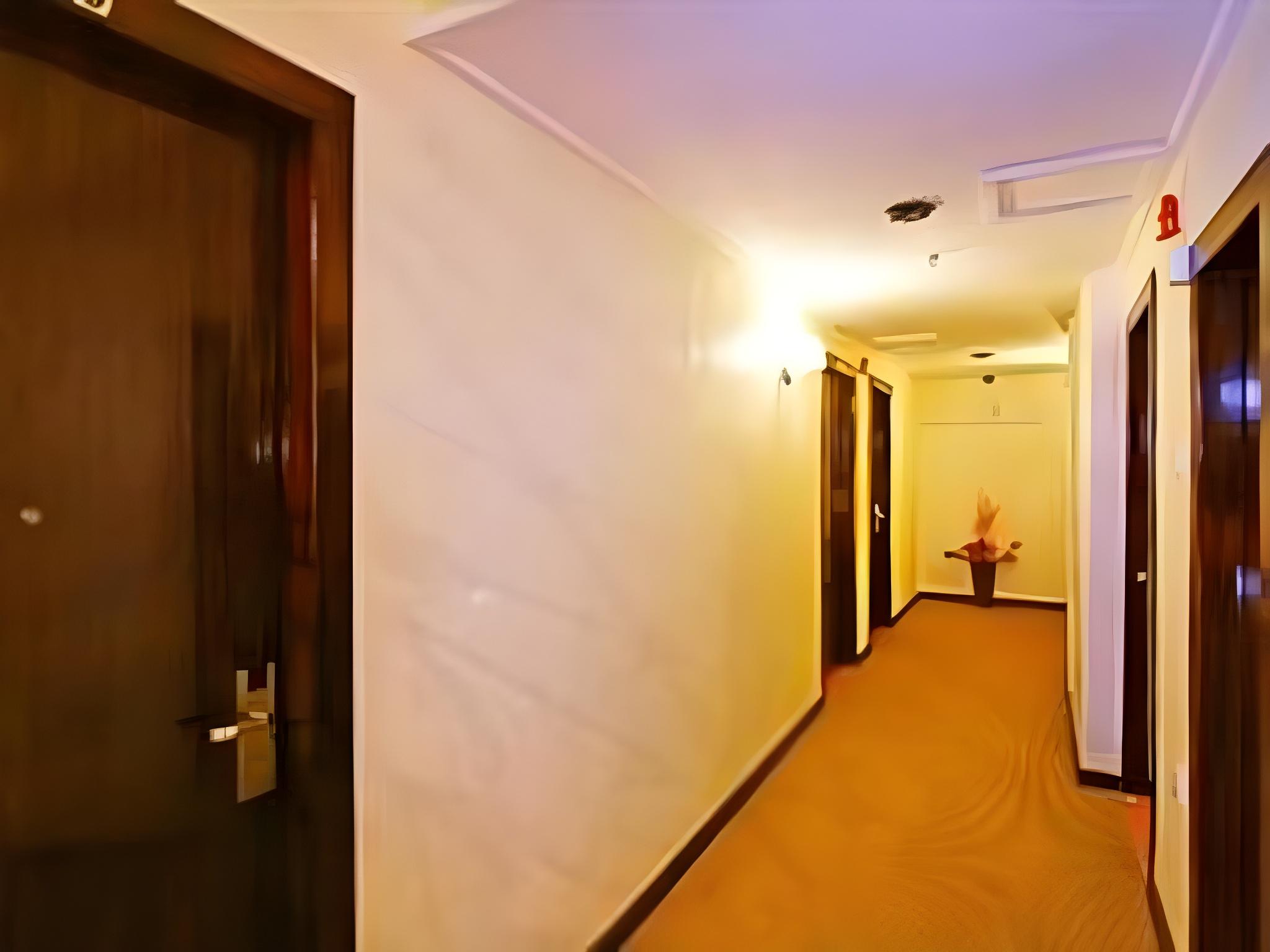 Mervit Hotel 20/35