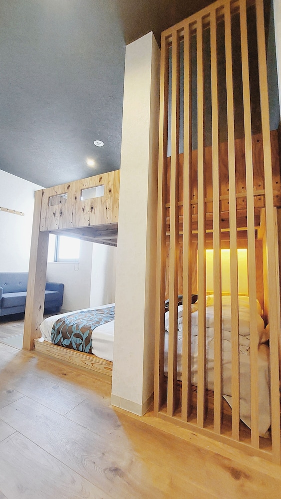 Poly Hostel Osaka 42/60