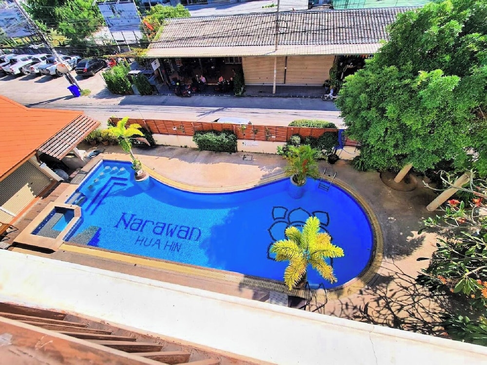 LaOr INN HUA HIN 8/51