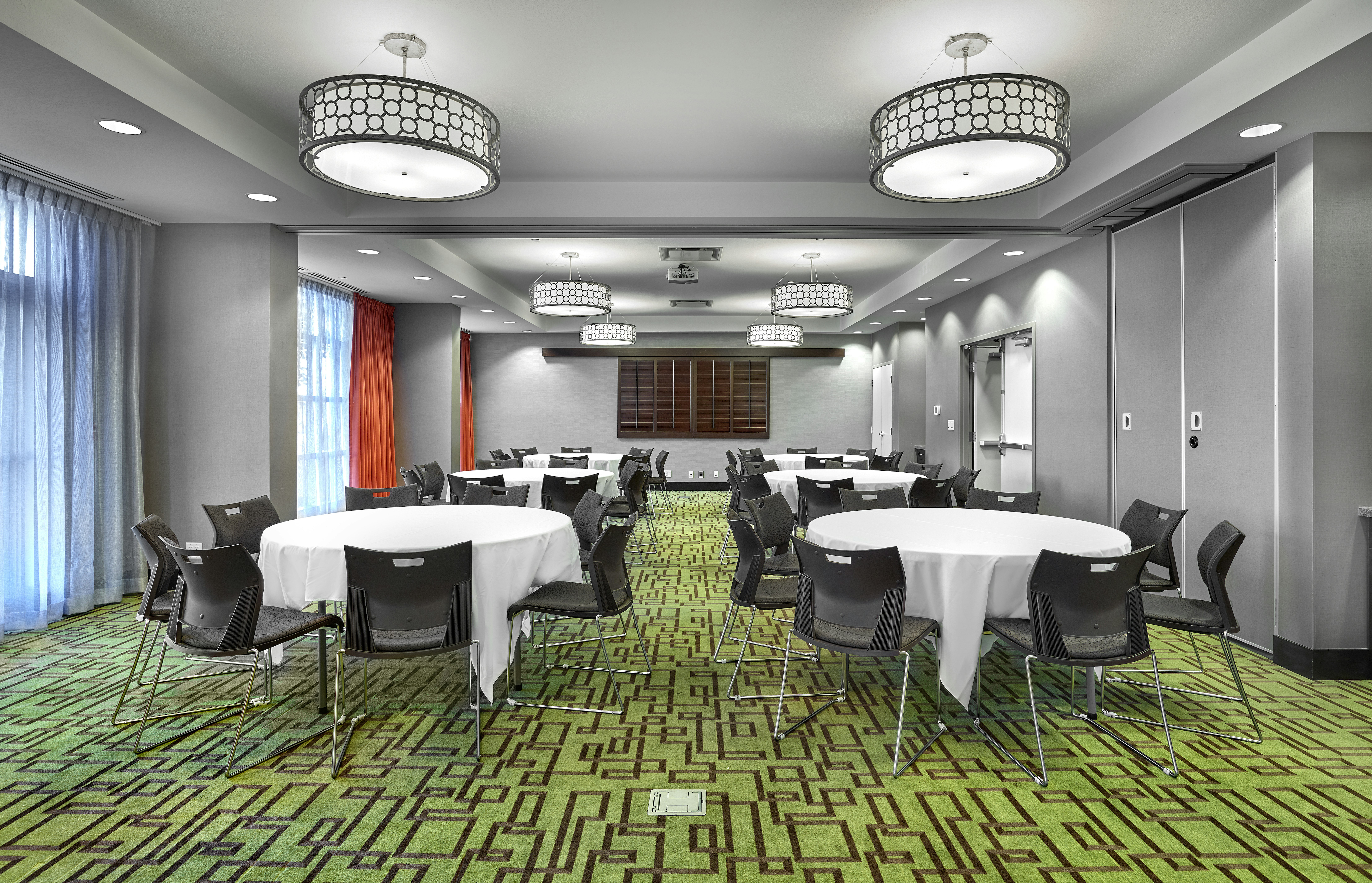 Hampton Inn By Hilton Calgary Airport North 53/58
