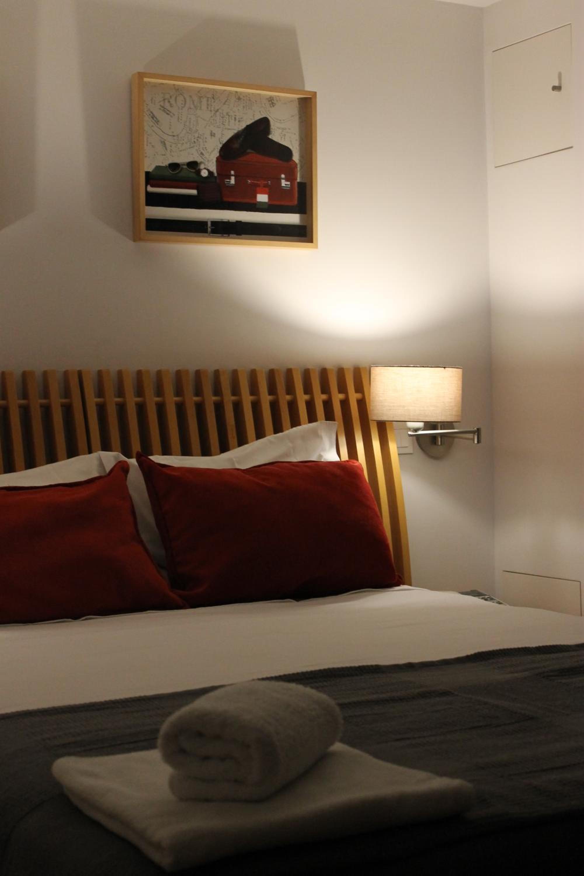 Hotel Paulo VI 28/50