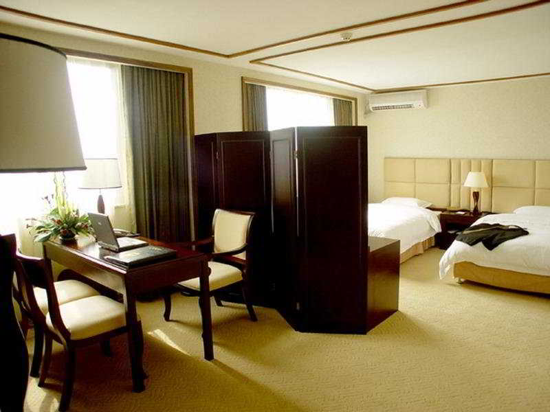 Warm Yes Business Hotel 23/39