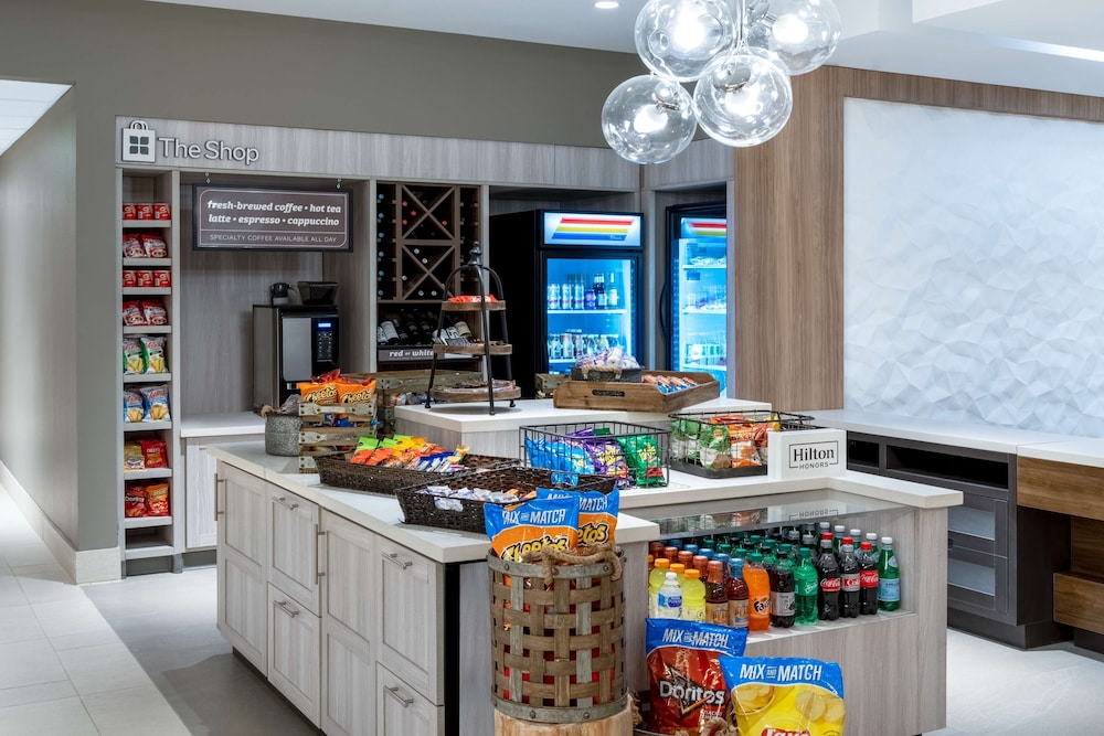 Hilton Garden Inn Longmont 32/42