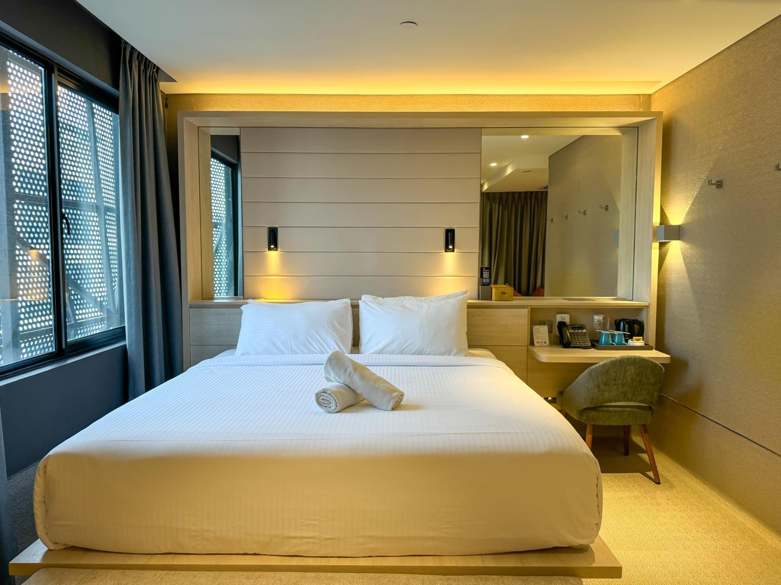 The Upper House Hotel 14/50