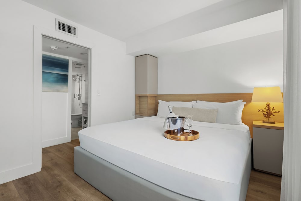 1 BEDROOM, OCEAN VIEW, BALCONY