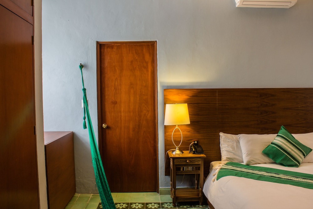 Junior Suite, King Bed, Garden View, 2 Bathrooms, Sofa، Hotel Marionetas 2/3