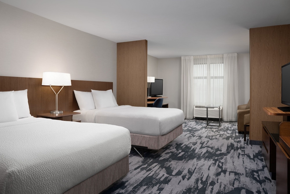 Fairfield Inn & Suites Sioux Falls Airport 8/49