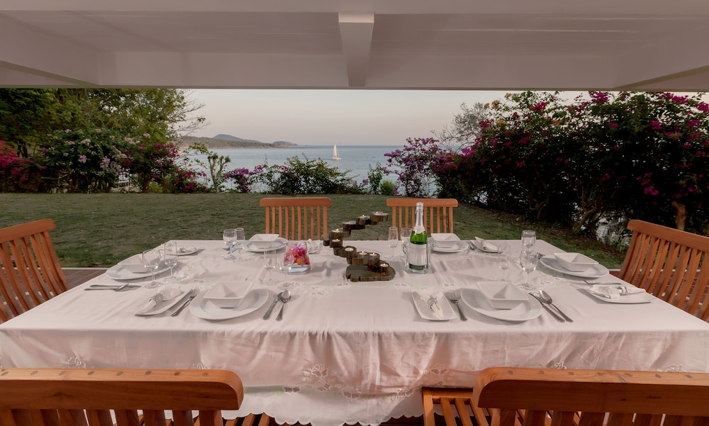 Baan Khunying Villa Secluded Phuket Beachfront 20/40