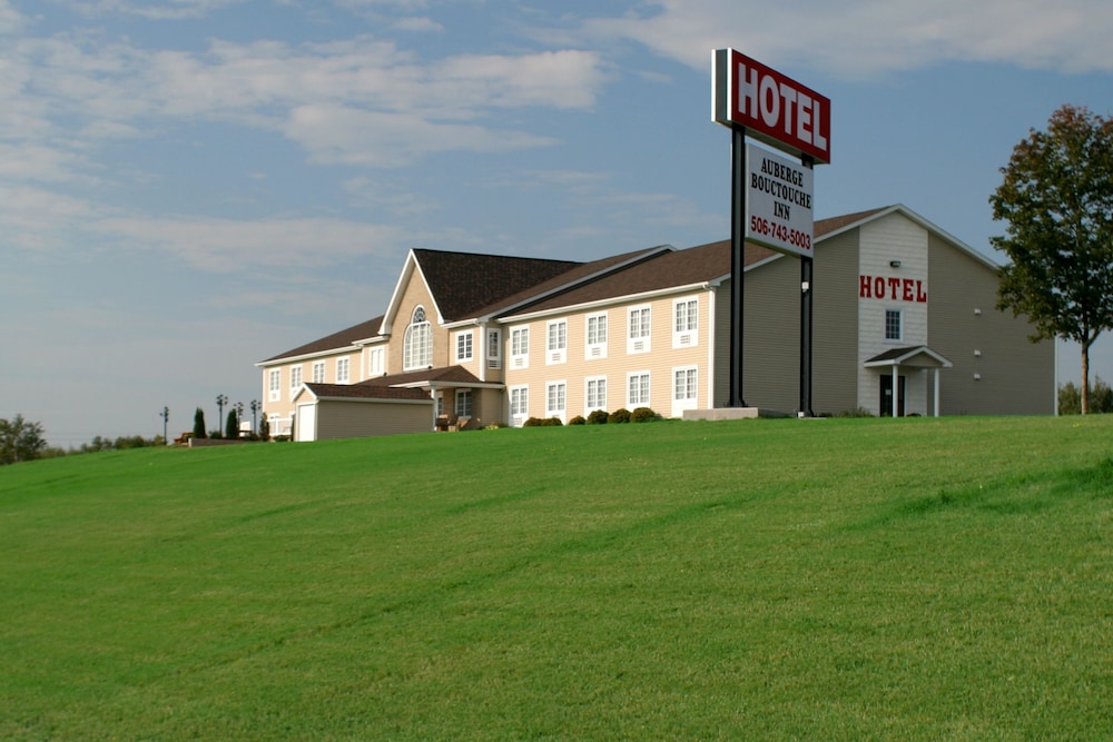 Auberge Bouctouche Inn & Suites 46/49