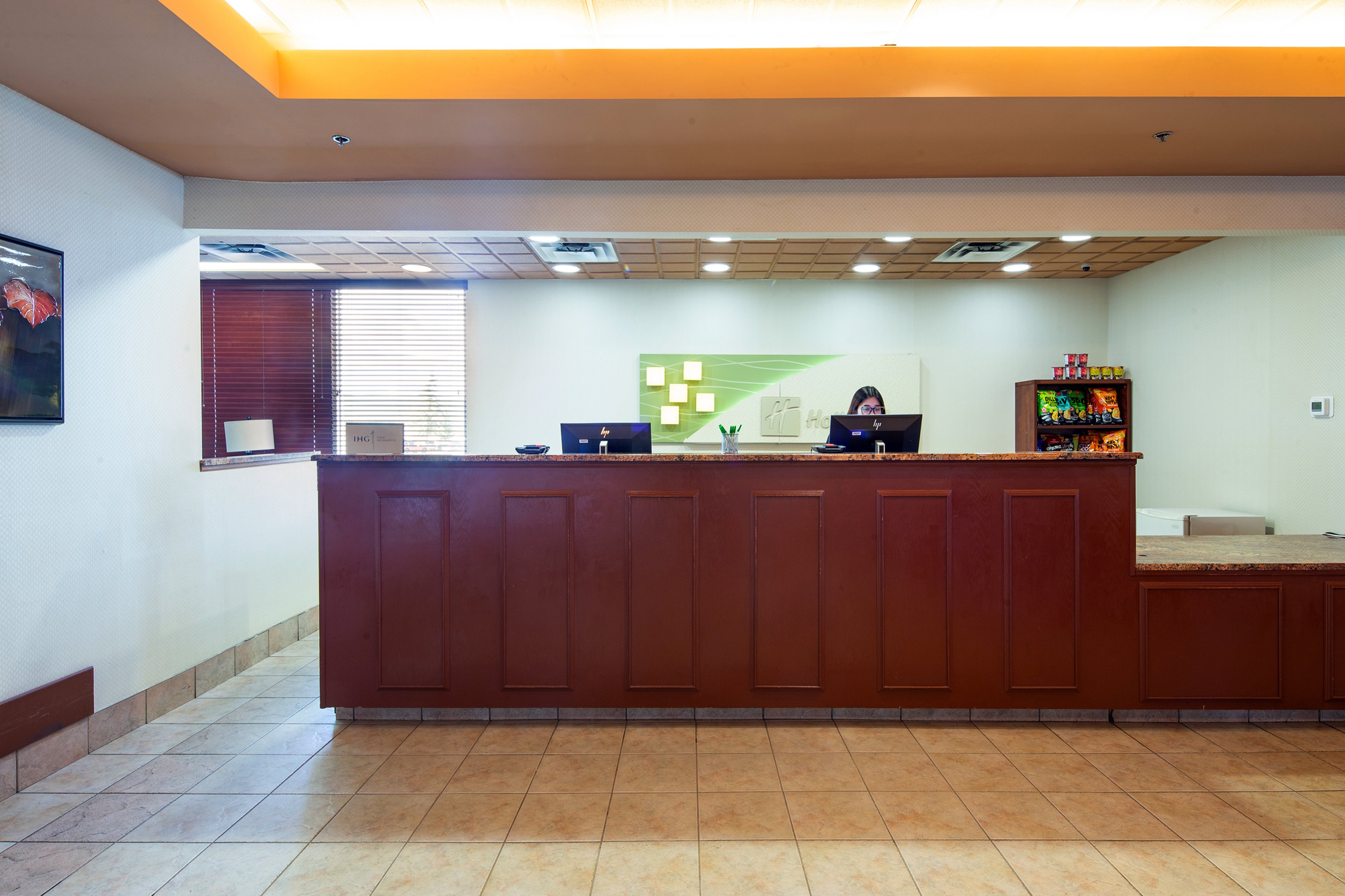 Holiday Inn Hinton 10/78