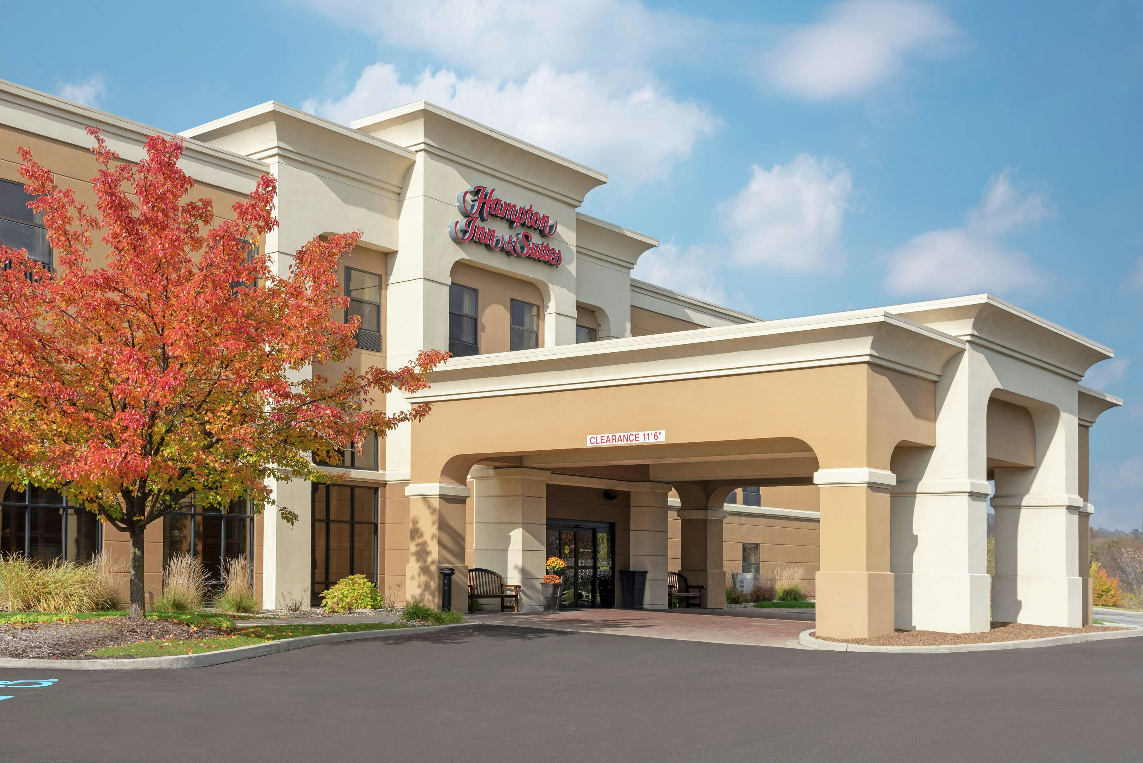 Hampton Inn & Suites Valparaiso 76/81