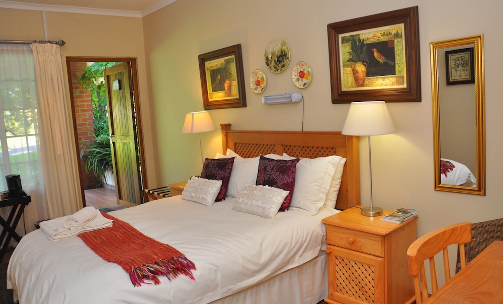 Birds of Paradise B&B 17/46