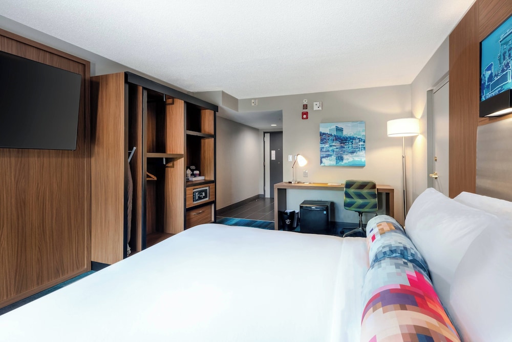 Aloft Columbia Harbison (Ex Wingate by Wyndham) 8/50