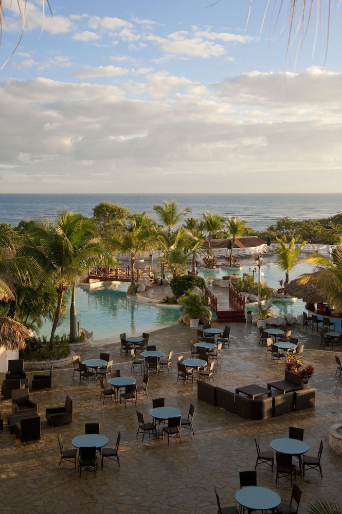 Cofresi Palm Beach and Spa Resort All Inclusive 63/66