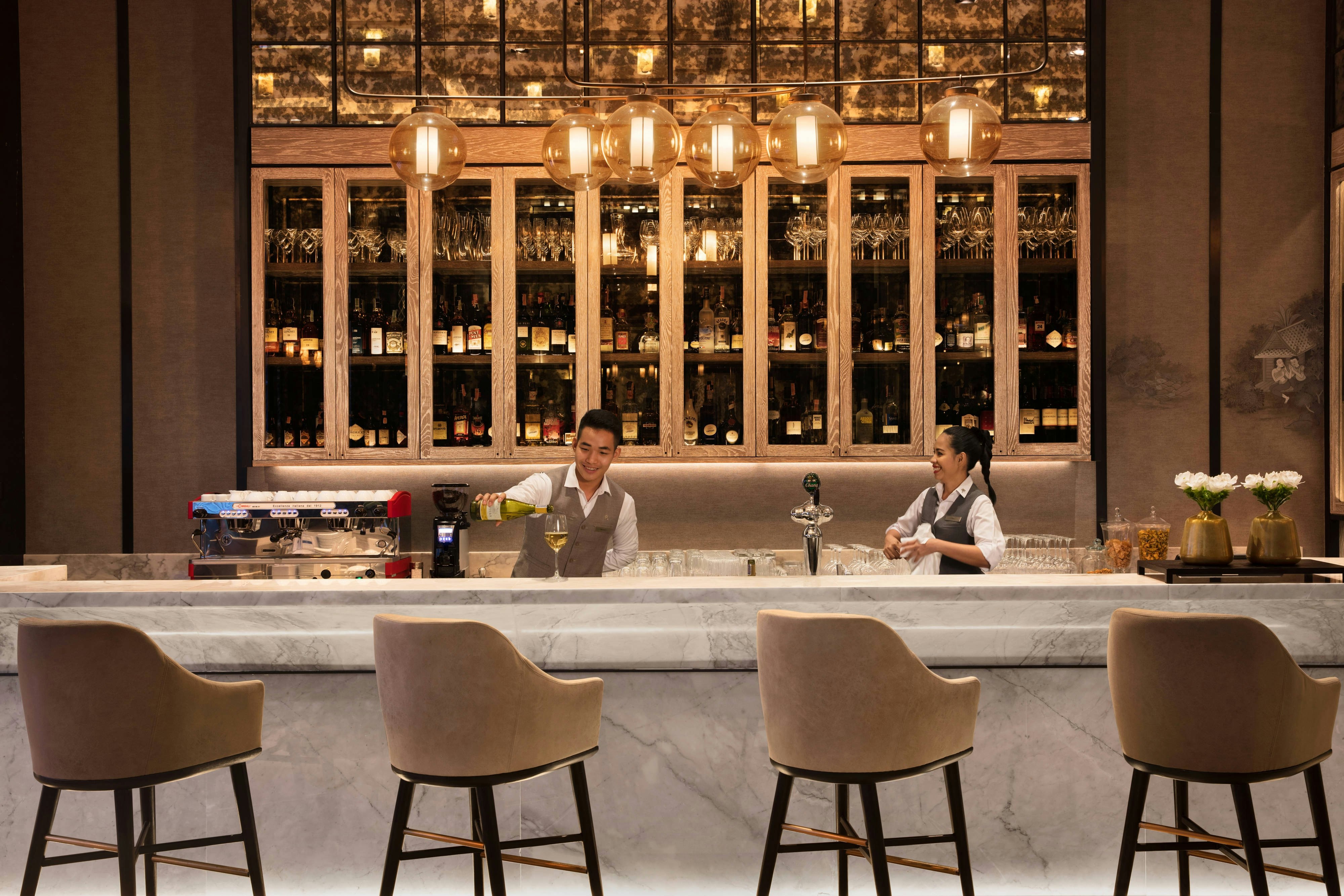 Marriott Bangkok Hotel the Surawongse 39/74