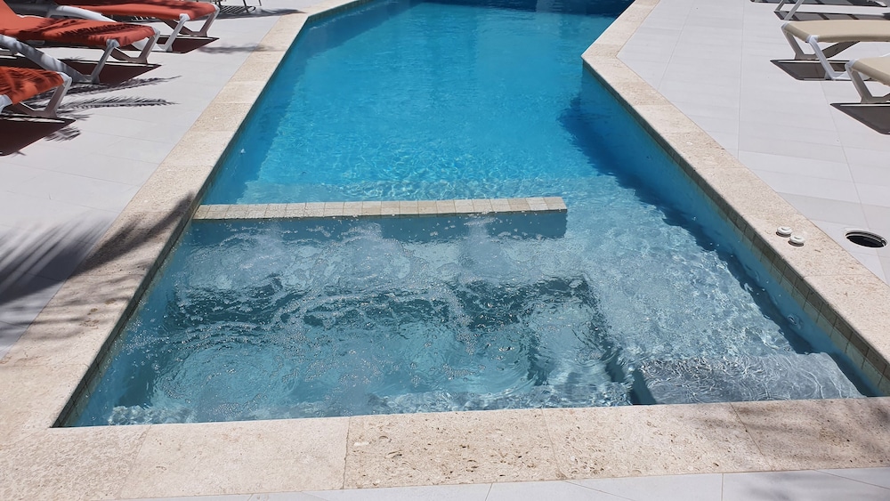 Bubali Villa And Apartments 39/70