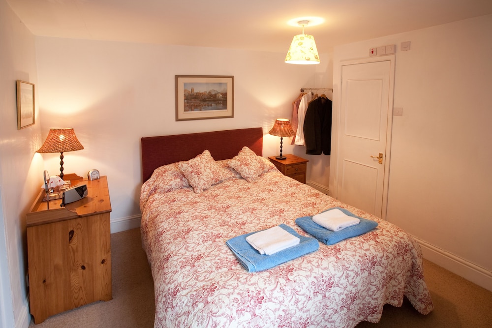 Weston Lawn Bed and Breakfast 8/30