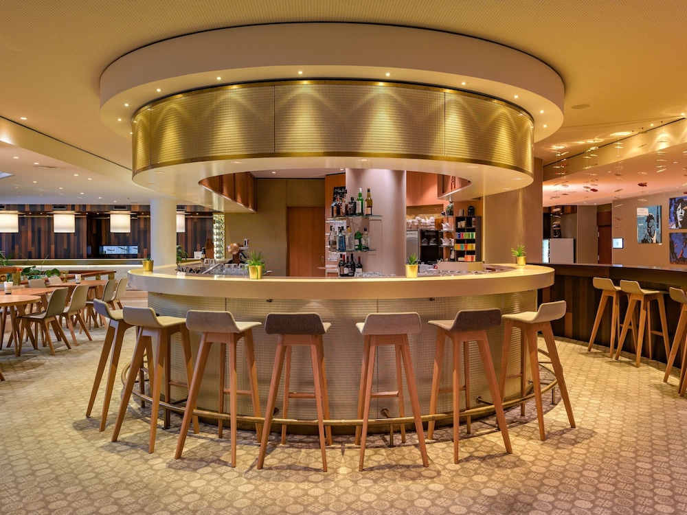 Movenpick Hotel Geneva 65/74