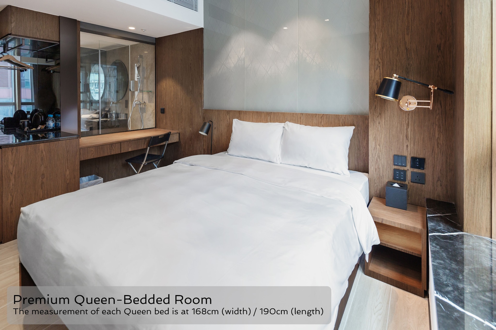 PREMIUM, QUEEN BED