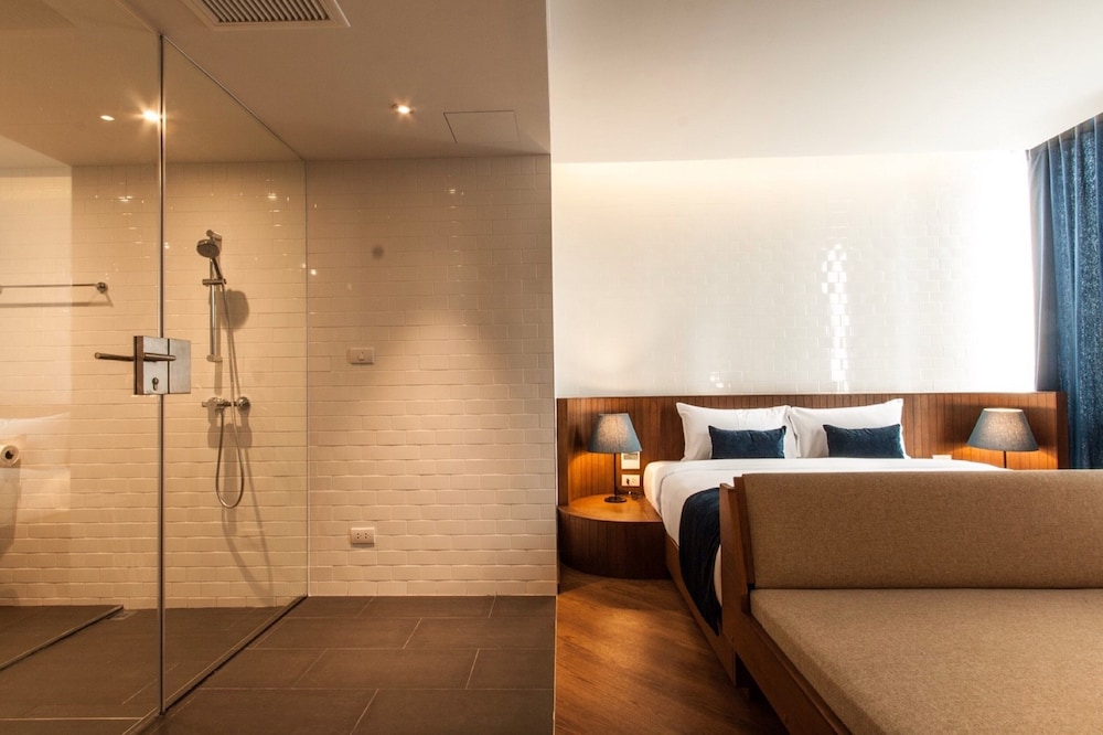Klub Hotel Bangkok 13/65