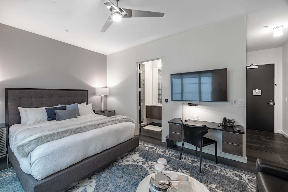 121 Hotel 37/50