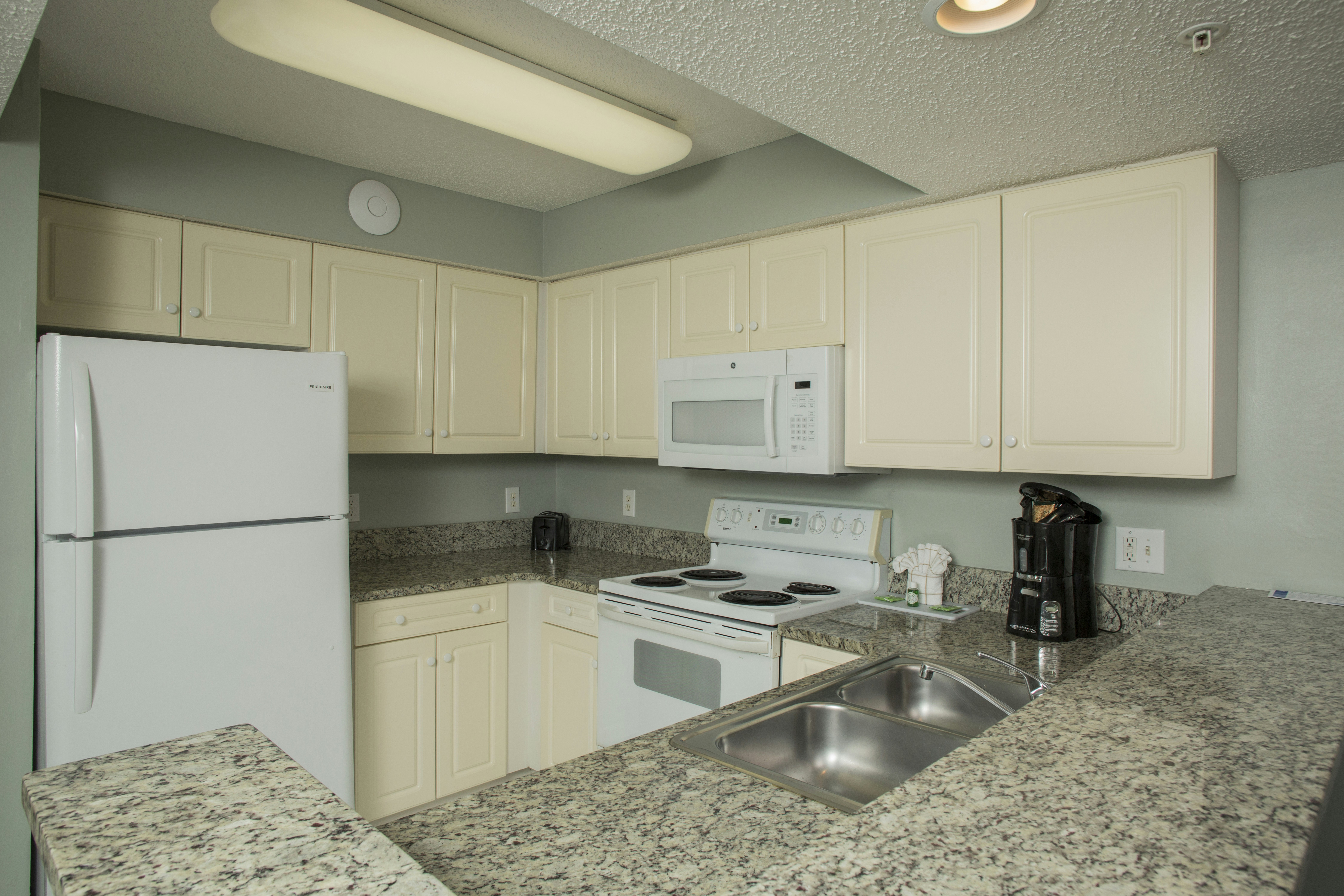 Grande Shores Ocean Resorts Condominiums 33/49