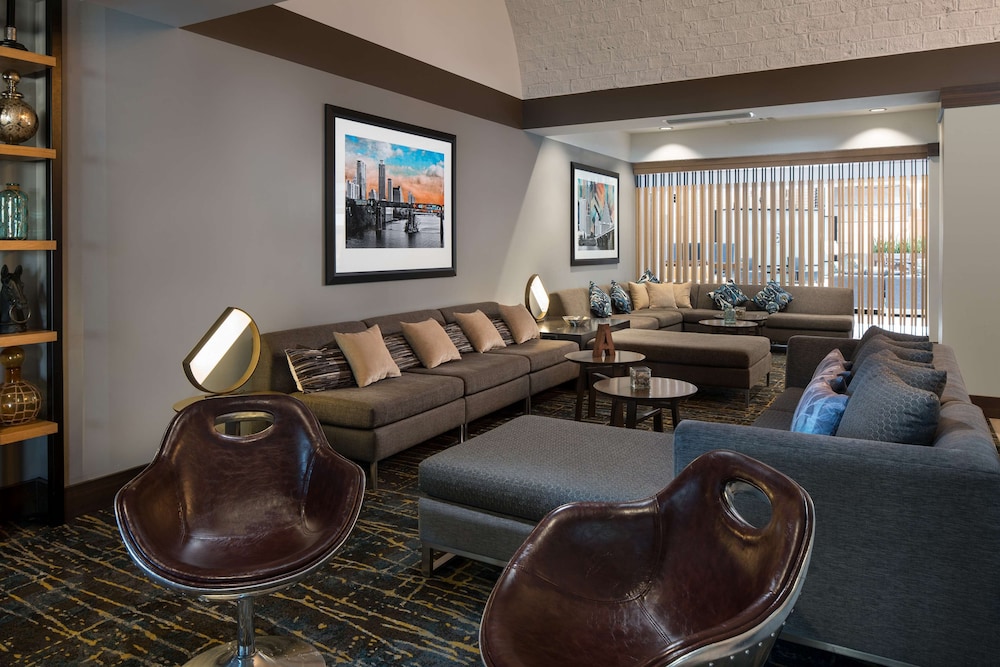 Embassy Suites Austin Central 35/67