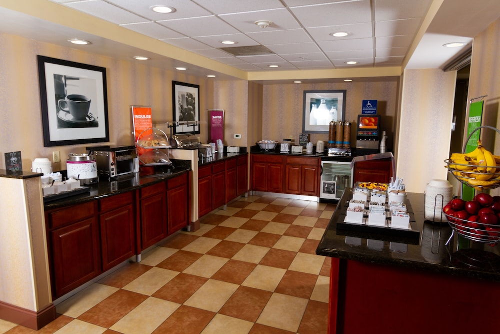 Hampton Inn Norco Corona Eastvale 9/59