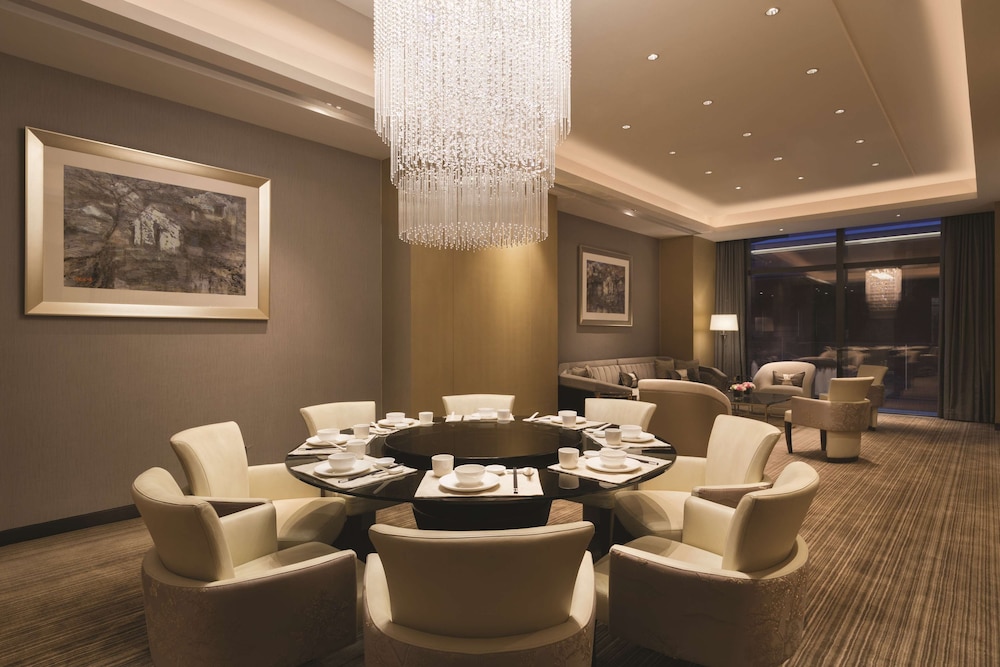 HYATT PLACE SHANGHAI HONGQIAO CBD 43/50