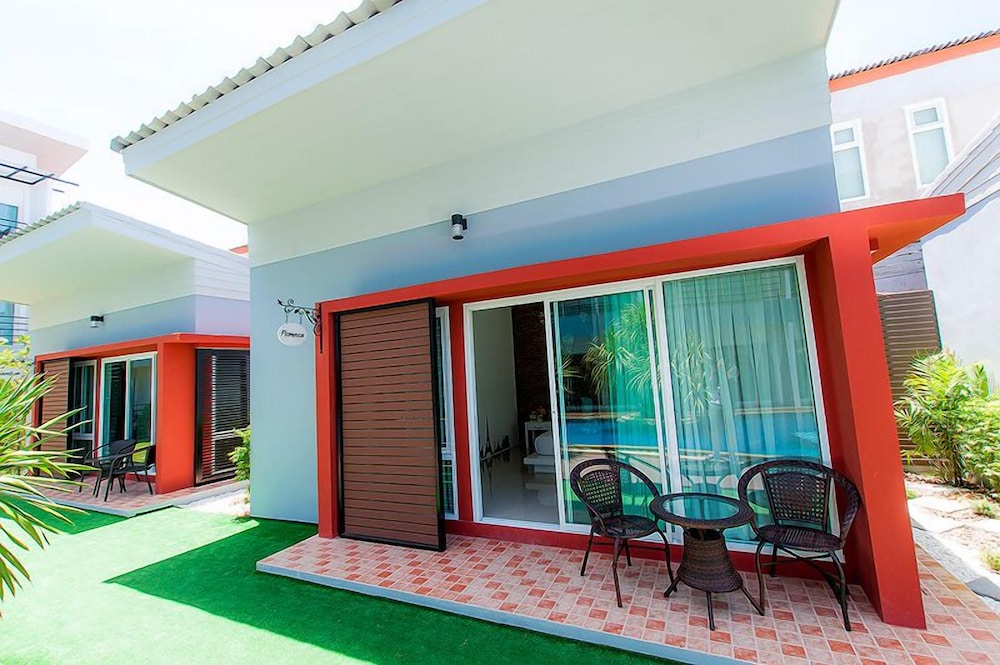 Milano Hua Hin 3/68