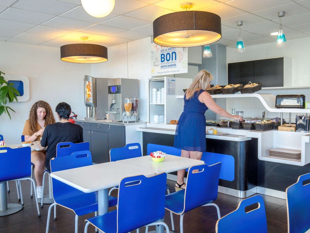 Ibis Budget Marseille L Estaque 54/72