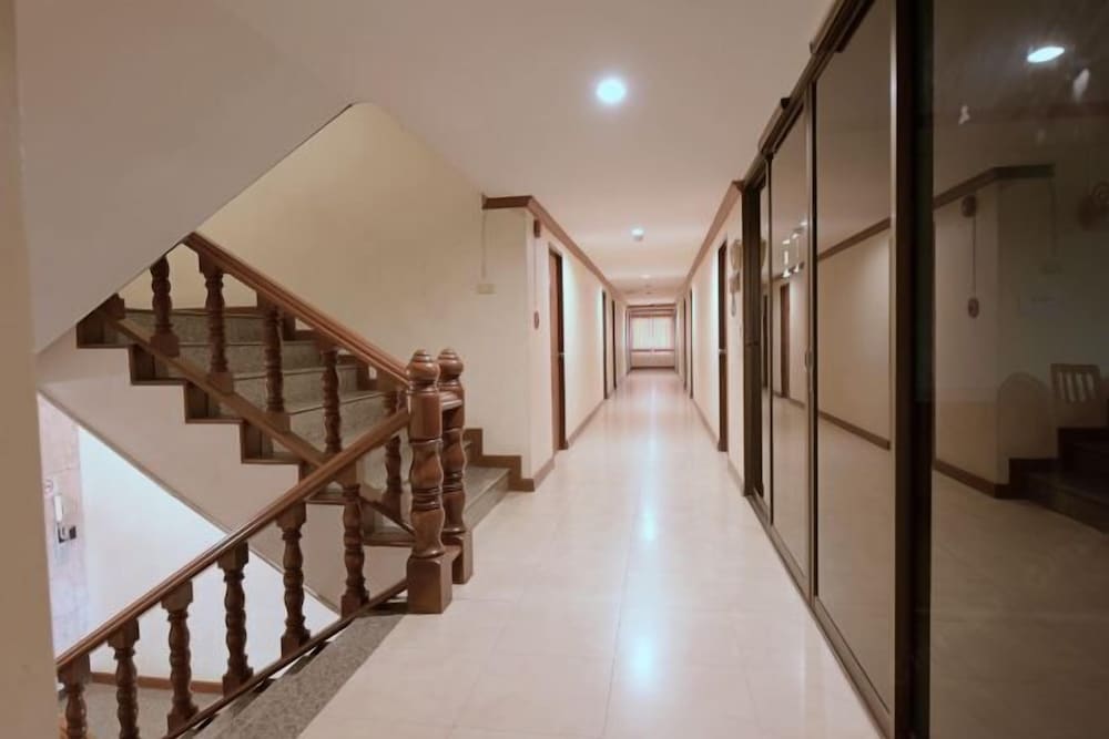 Hua Lin Inn 16/25