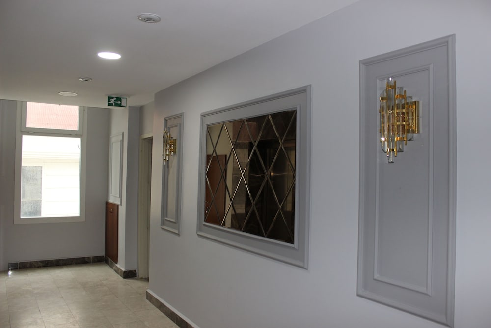 Quars Suite 19/50
