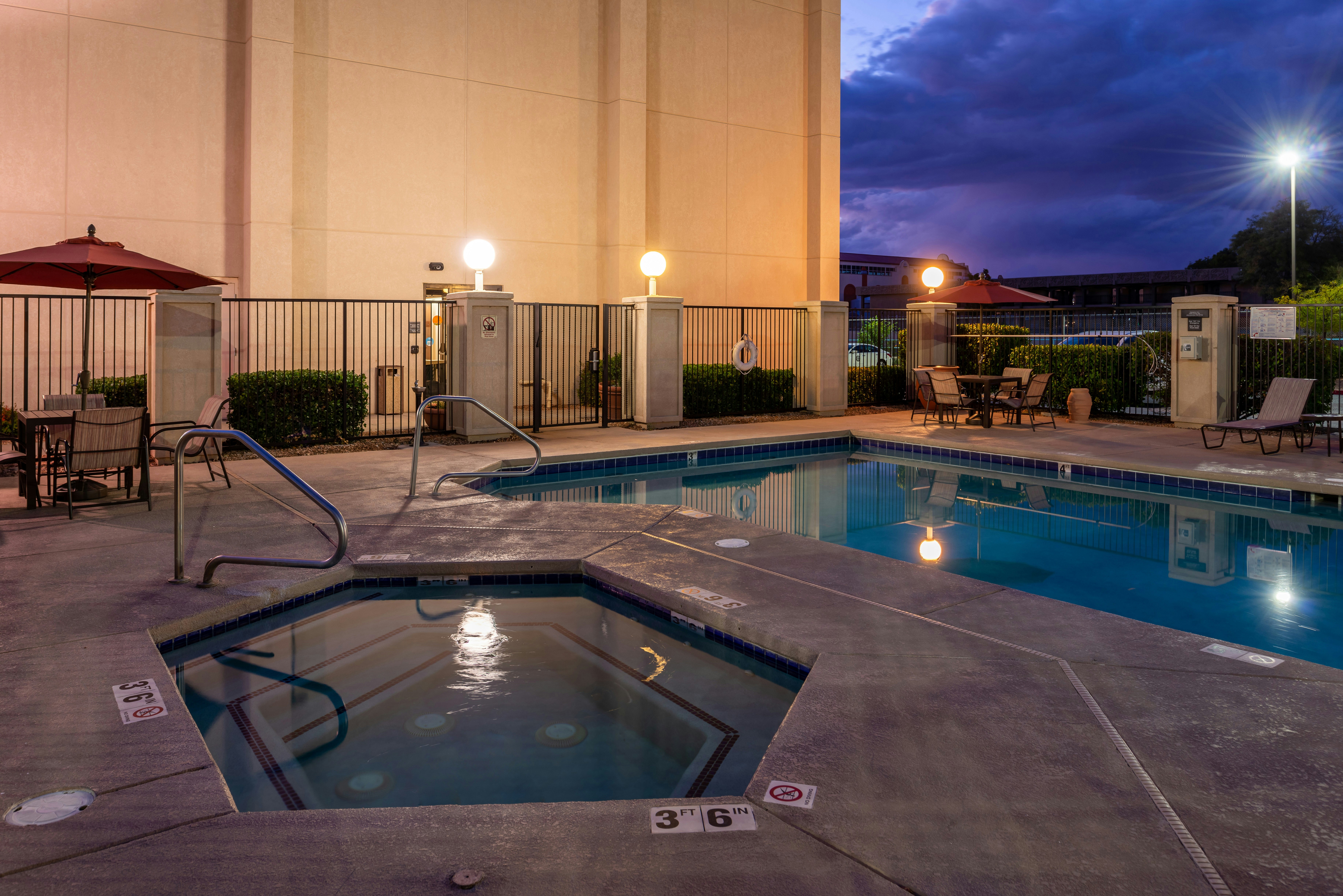 Hampton Inn Albuquerque University Midtown 30/55