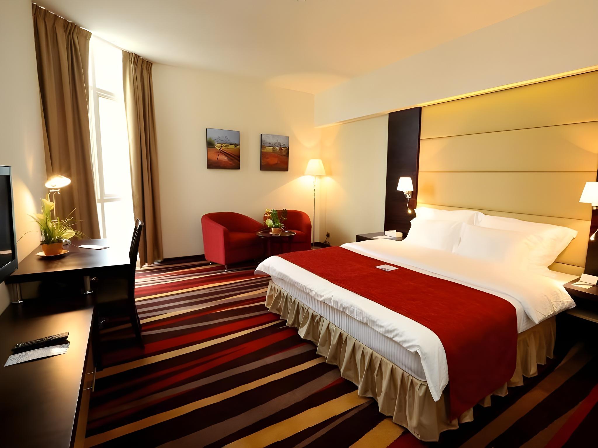EXECUTIVE, DOUBLE BED