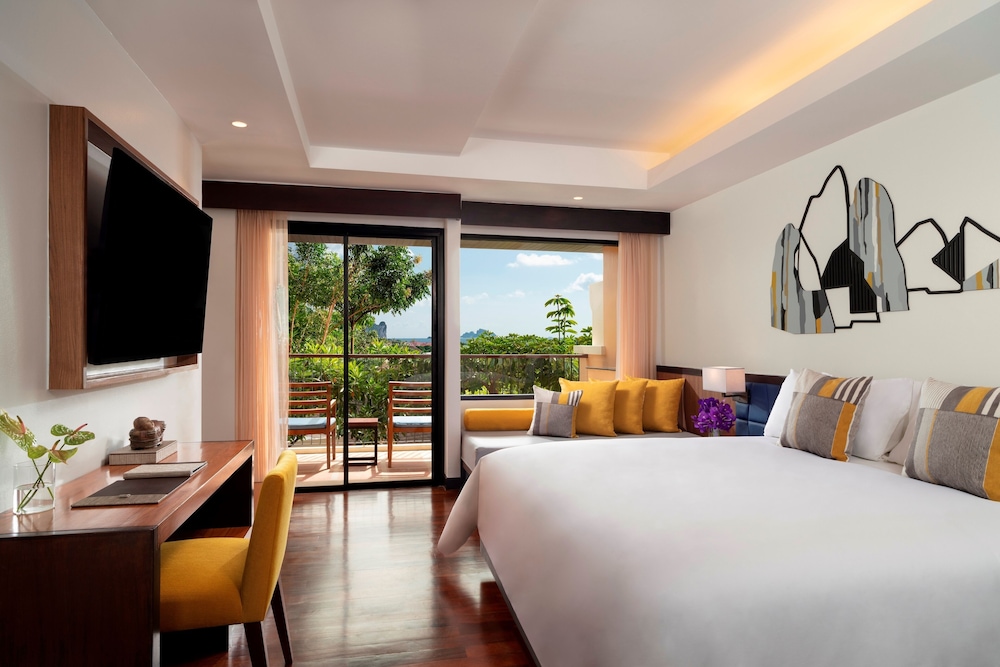 Avani Ao Nang Cliff Krabi Resort 25/75