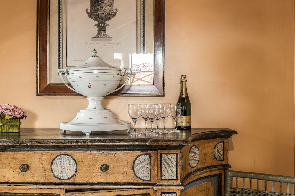 The Venetian Penthouse 1/24
