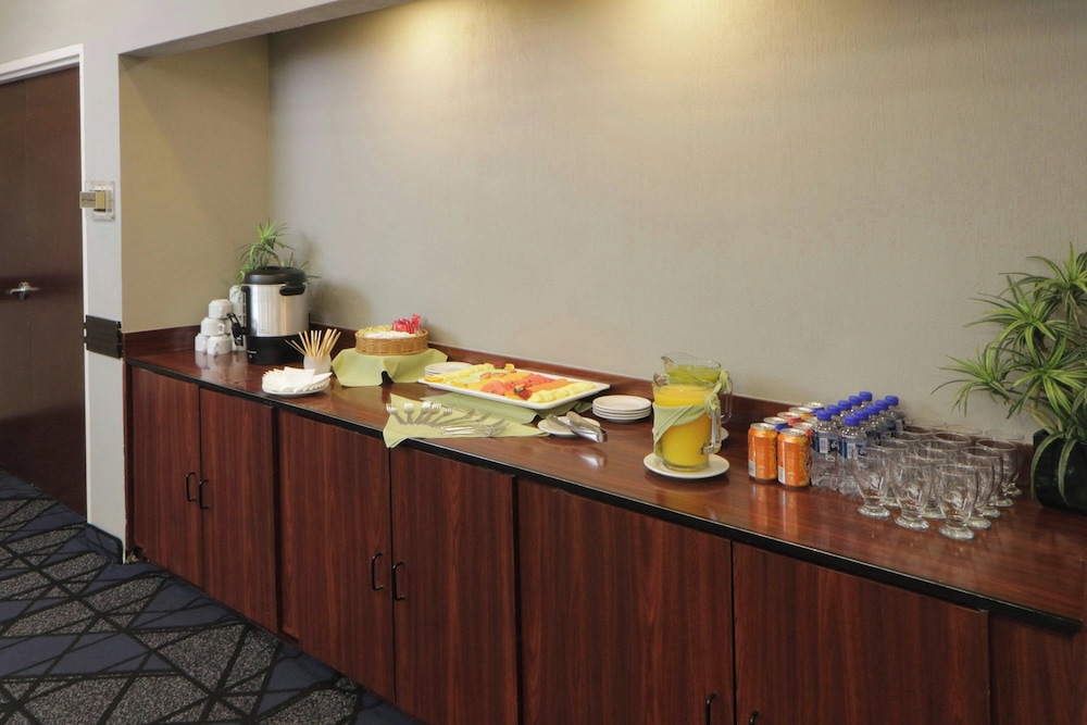 Courtyard By Marriott Monterrey Airport 5/50