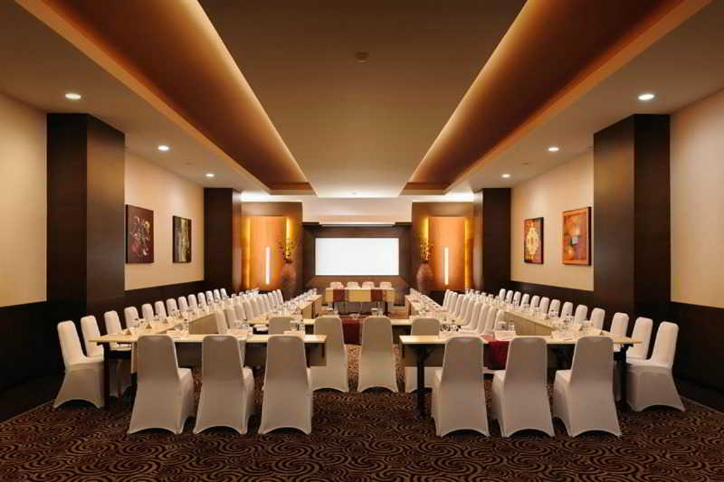 Solo Paragon Hotel And Residences 22/30