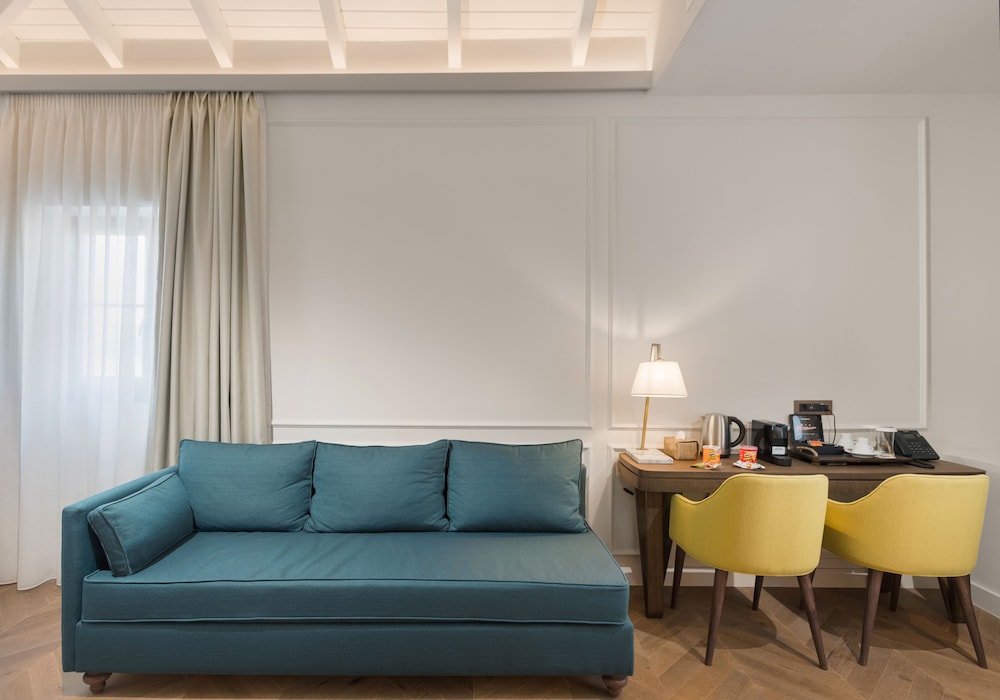 The Residence Aiolou Suites & SPA 33/50