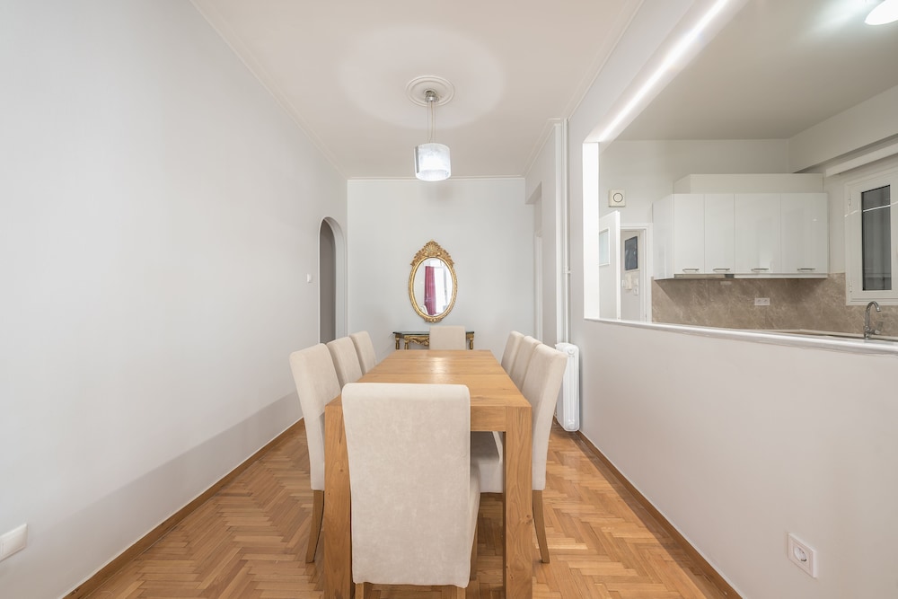 Victoria Best Apartments 20/44