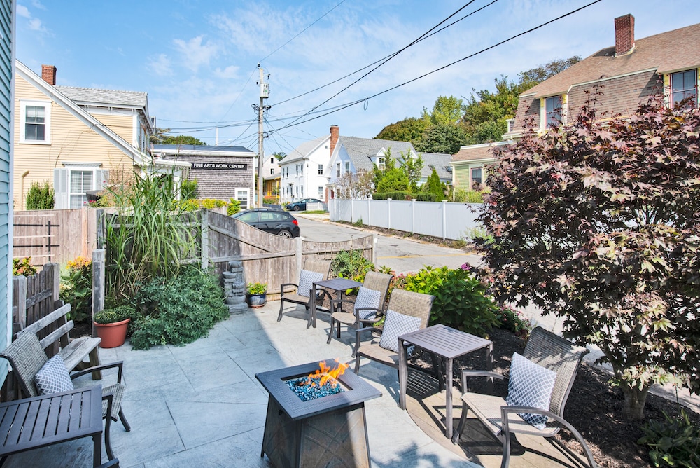 Admirals Landing Bed & Breakfast 58/69